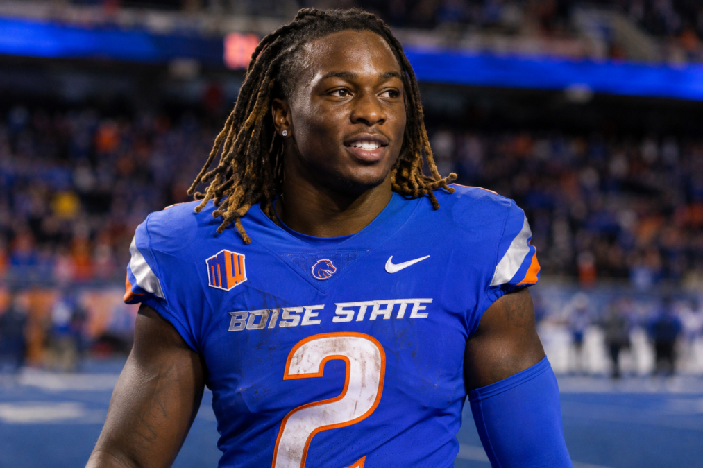 Ashton Jeanty Stance: The Story Behind the Unique Running Back Position 10 Ashton Jeanty Stance